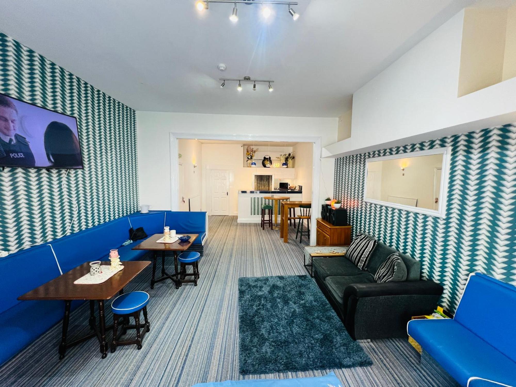 Tower Central Hotel Albert Road — Photos 1